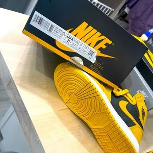 Air Jordan 1 …. Retro High OG GS